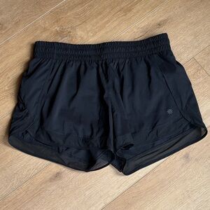 Athleta Black Women's Athletic Shorts, Mesh, side pocket with zip, Racer Run 4”